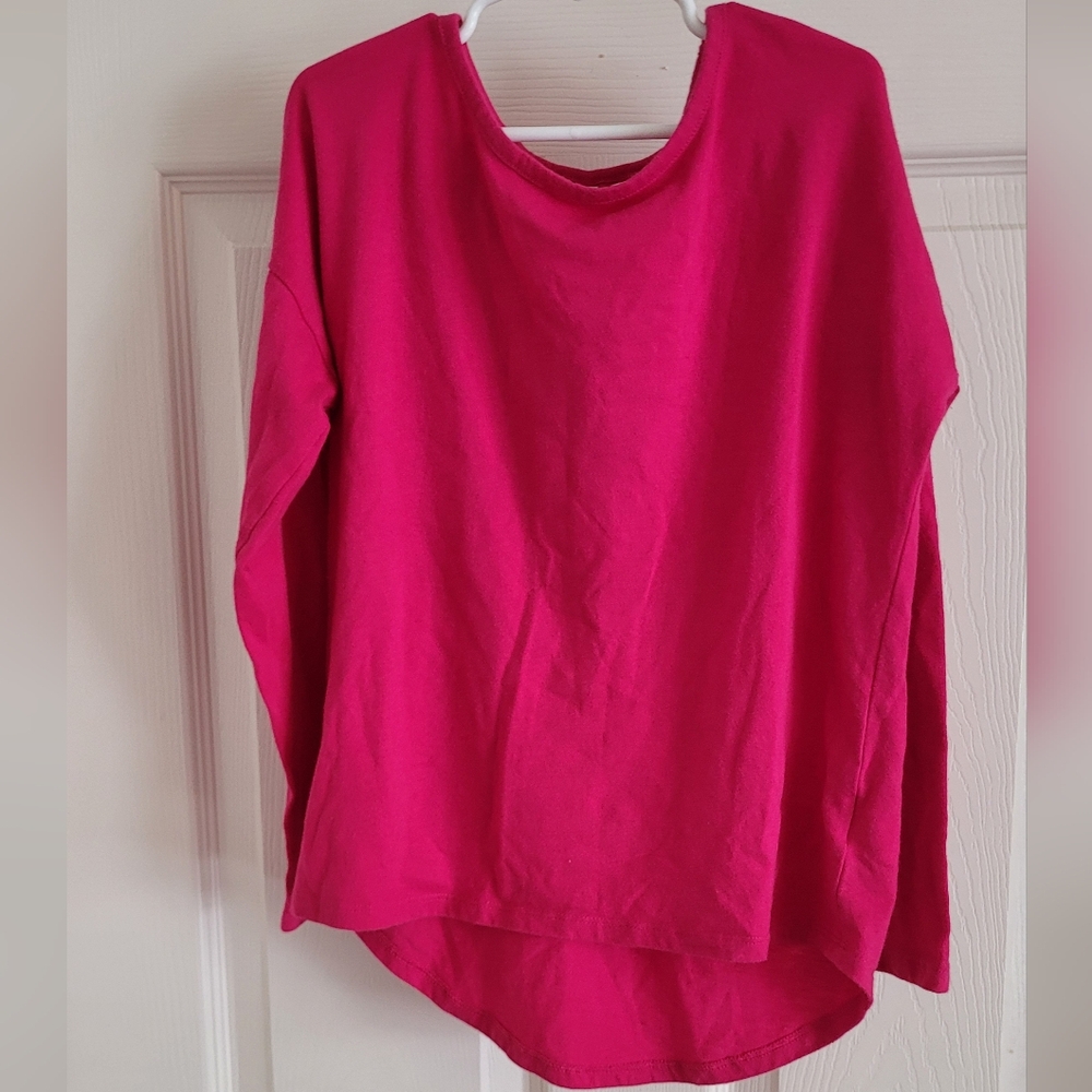 Girl's pink high-low Old Navy Softest long-sleeved thirt.